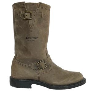 Chippewa Crazy Horse Ladies Engineer Boots Harness Detail Vibram lug sole Sz 8.5